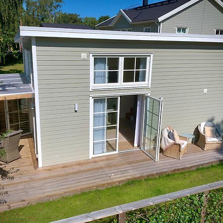 Strandnaera, Pergola, P-Plats I Hoellviken Exterior foto